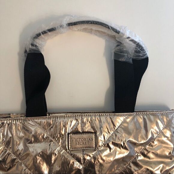 Victoria's Secret Limited Edition 2017 Metallic Rose Gold Tote Bag VS Travel - Picture 3 of 12